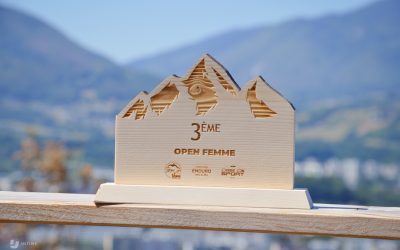 Trophée en bois Enduro des Alpes